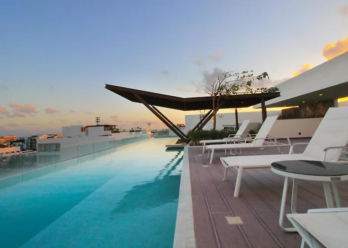 L Condos - Luxury Apartments By Spot Rentals